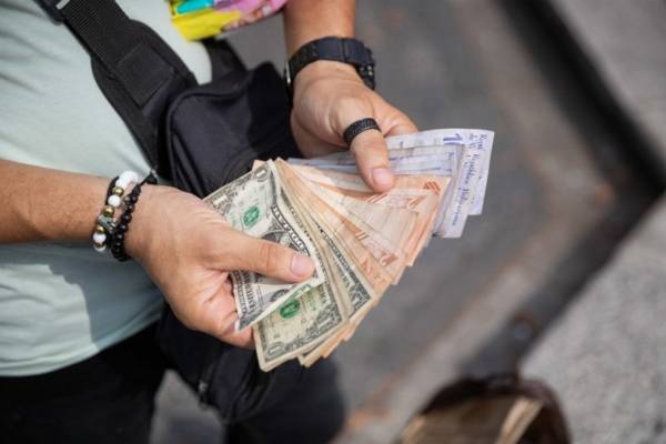 Análisis sobre la posible recuperación del consumo en Venezuela en el cuarto trimestre