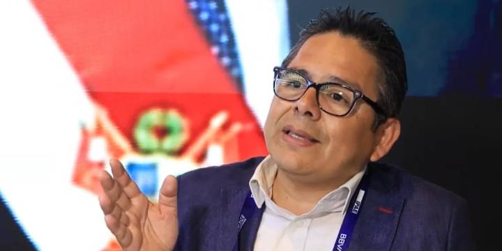 ProInversión en CADE Ejecutivos 2025: “Si no se firma la adenda pronto, la Línea 1 del Metro de Lima podría colapsar”, señala Del Carpio