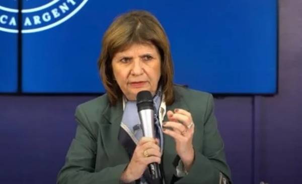 Bullrich asume como presidenta del bloque de Libertad Avanza en el Senado