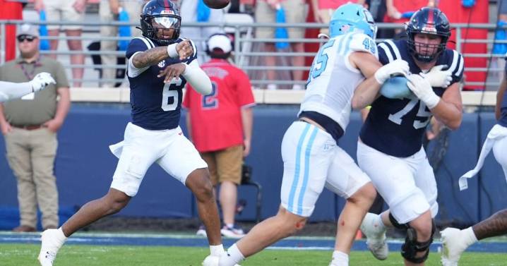 Chambliss passes for 3 scores, Lacy rushes for 3 TDs as No. 7 Mississippi beats The Citadel 49