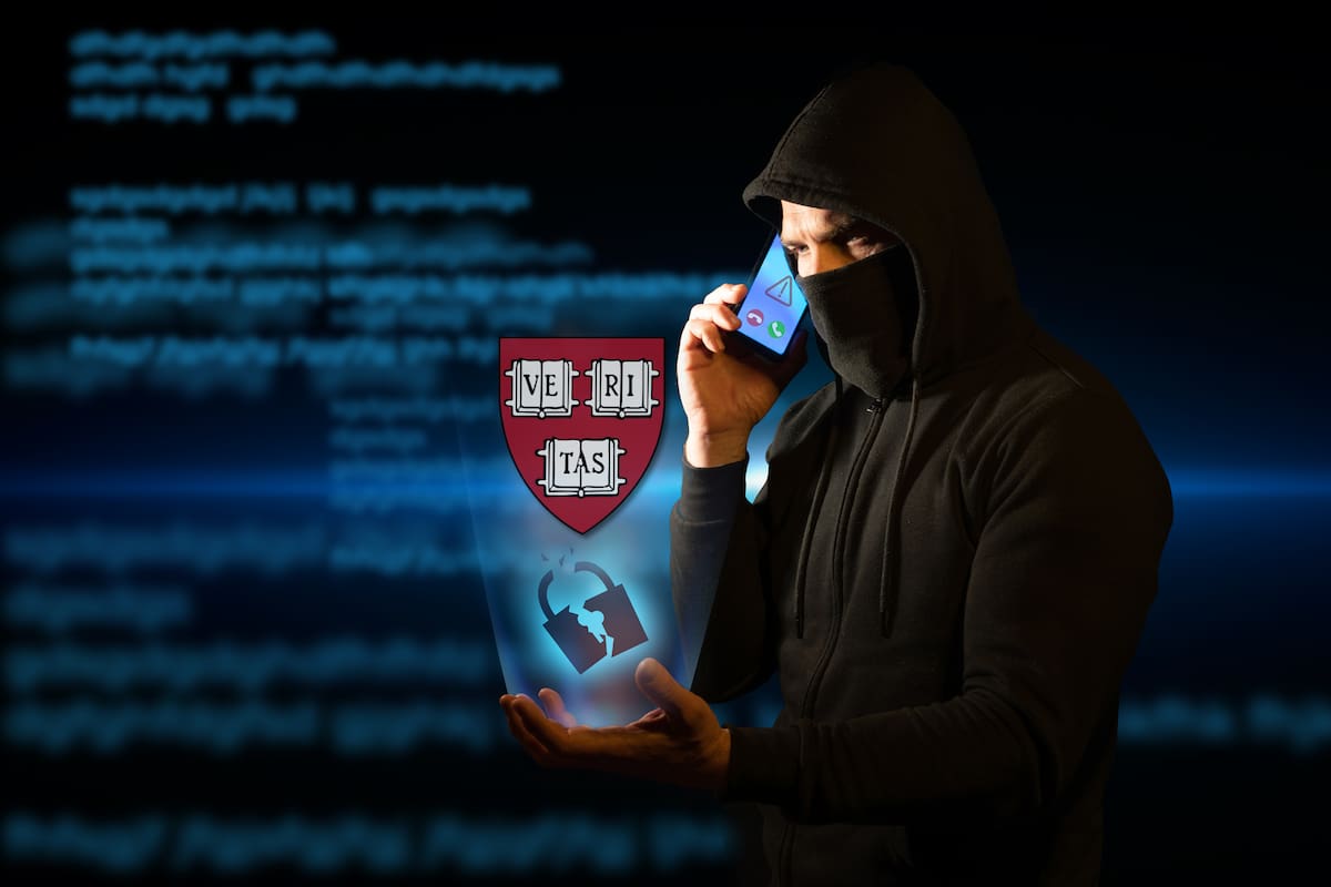 Harvard sufre filtración de datos tras ataque telefónico: alumnos y trabajadores se vieron afectados