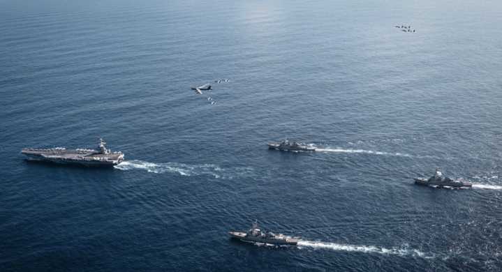 Trump dice que hablará con Maduro y no descarta envío de tropas a Venezuela