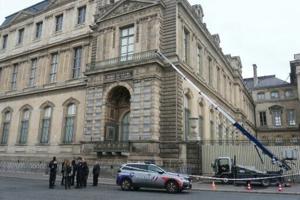 Female suspect, 38, charged in Louvre heist: AFP