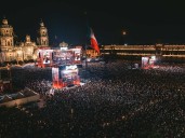 Homenaje masivo a Juan Gabriel en el Zócalo: Fans reviven concierto histórico y corean sus grandes éxitos