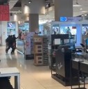 Delincuentes asaltan tienda en Mall Arauco Maipú y huyen en vehículo clonado