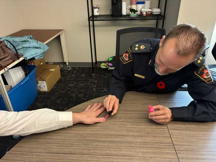 North Bay Police Service nails down a 'Run for the Cure' win