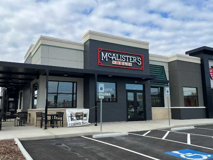 Sandwiches, soups and spuds -- McAlister’s Deli opens Parma Ridge Road location