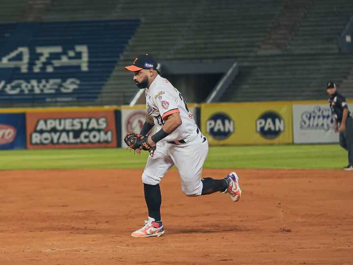 Alí Castillo llegó a 500 juegos vistiendo la camiseta zuliana