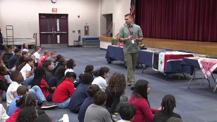 Veterans teach students in Monroe County about service and sacrifice