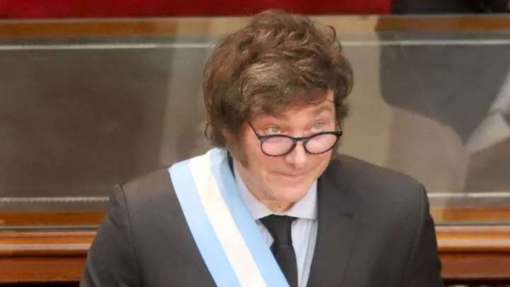 Milei celebró una “victoria” sobre Tapia en medio de conflicto con AFA