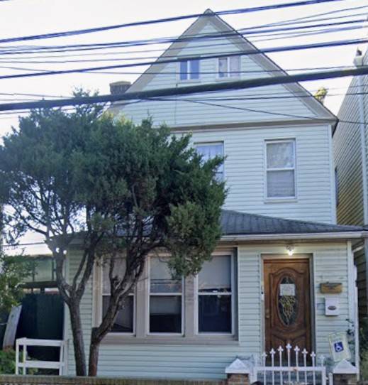 Permits filed for residential building with five units in Flushing