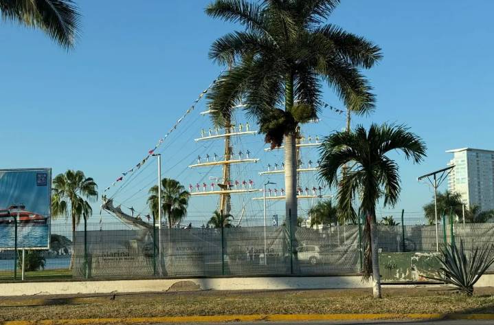 El majestuoso ARC Gloria visita Puerto Vallarta y fortalece lazos México