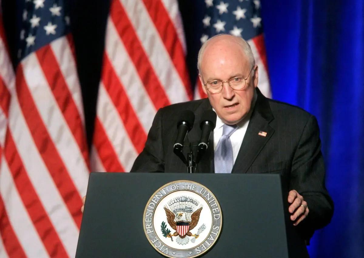 ¿Quién fue Dick Cheney exvicepresidente de EU apodado el “arquitecto de la guerra contra el terrorismo”?