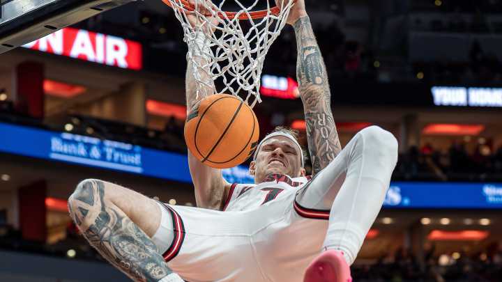 U of L basketball gets Kasean Pryor back, routs JSU before Kentucky clash