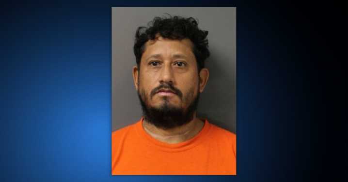 Buffalo man pleads guilty to manslaughter for killing his wife with an axe