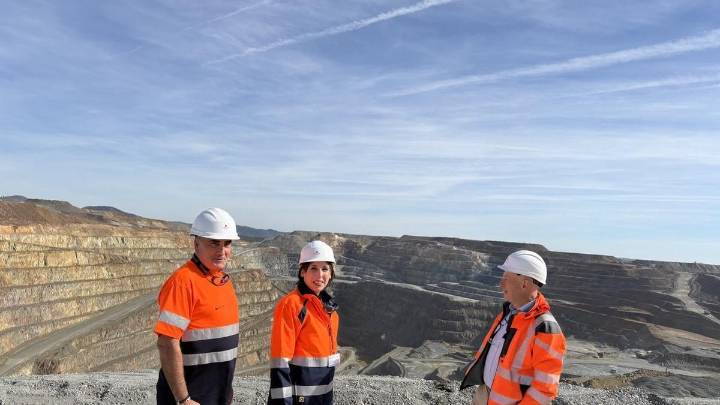 Los concursos de los derechos mineros caducados en Lugo y Pontevedra quedan desiertos
