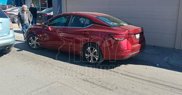 Abuelito de 85 a?os provoca carambola en Nuevo Laredo