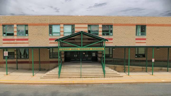 Baltimore County Fire Dept. investigating 'odor' at Perry Hall Middle