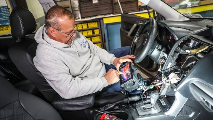 Vintage car specialist Auto Extras in Rocky Point closing
