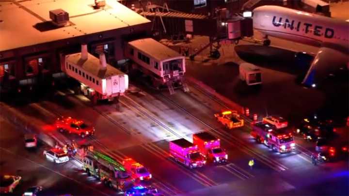 18 people hurt at D.C. airport after mobile lounge people mover crashes into concourse