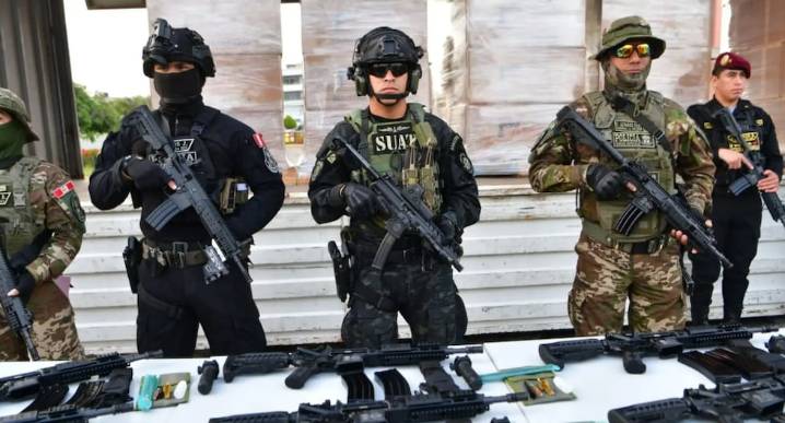 Gobierno entrega nuevo lote de fusiles ARAD-5 para reforzar la capacidad operativa de la PNP