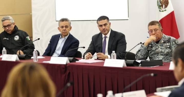 Harfuch se reúne con transportistas tras diálogos con Segob; acuerdan fortalecer seguridad en carreteras