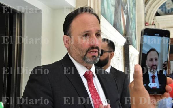 Suspenden desfile siete municipios por clima… y violencia