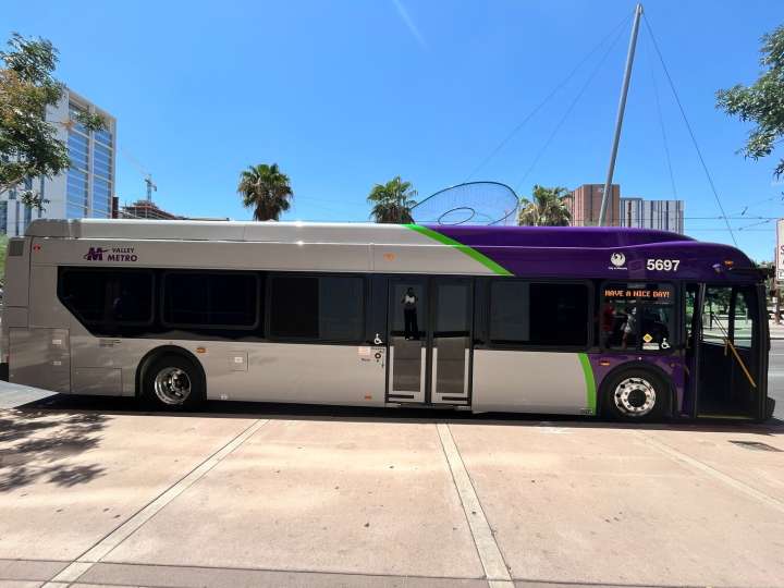 Phoenix seeks $29.2M grant for low- or no-emissions buses