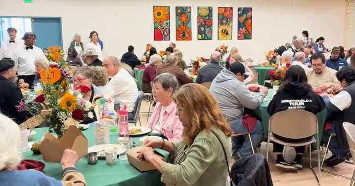 More than 1,500 people gather for Thanksgiving feast in Paso Robles