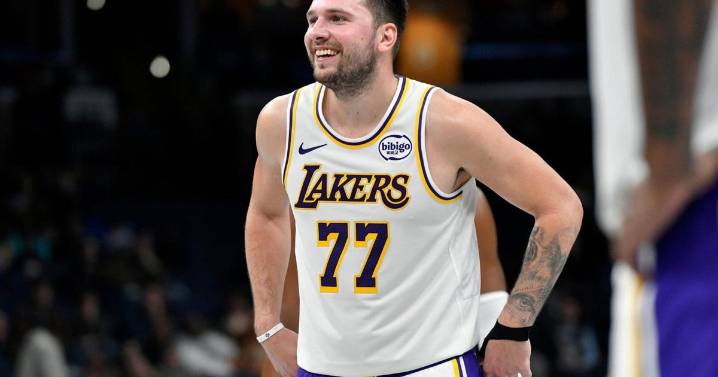 Lakers' Doncic has third 40-point game to start season, matching Wilt Chamberlain's mark