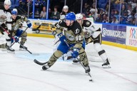 Syracuse Crunch loses Friday home contest to Hershey