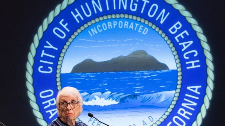 ‘I don't trust him.' Huntington Beach braces for congressional leadership change if Prop 50 passes