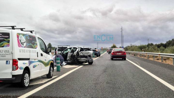 Un accidente en la subida a las Nieves provoca retenciones en la A