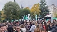 Más de 200 técnicos de la Agencia del Medicamento protestan por el deterioro del organismo