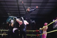 Torreón mágico: Diputado convierte su informe en función de lucha libre