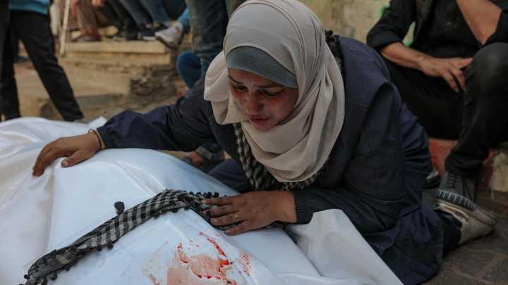 Los restos mortales de tres cuerpos entregados a Israel por Hamás el 31 de octubre no pertenecen a ninguno de los rehenes: esto se sabe