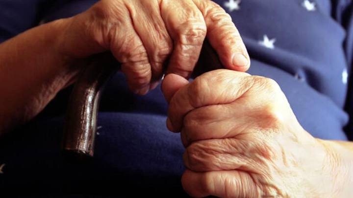 La artrosis en las manos se dispara un 70% en 20 años y ya afecta a 4 millones de personas, sobre todo mujeres mayores