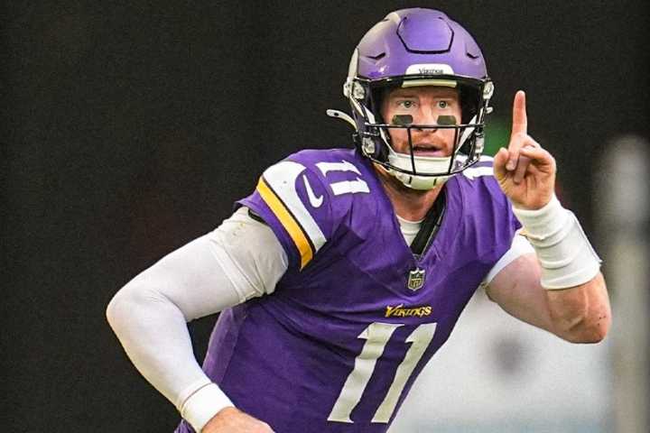 Carson Wentz Finds New Hobby Away From Vikings as JJ McCarthy Falls Short Injured Vikings quarterback Carson Wentz just revealed a surprising new off-field venture, as JJ McCarthy's stock plunges. Mus