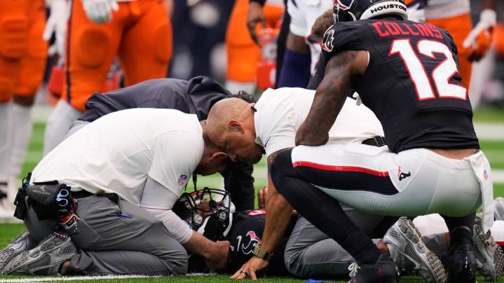 Texans fall to Broncos on last-second field goal | Stroud leaves game with concussion