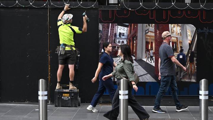 Wages data could force RBA to turn page on rates cut