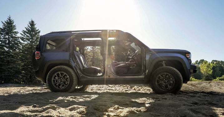 2026 Jeep Recon detailed: You can take the doors off this trail