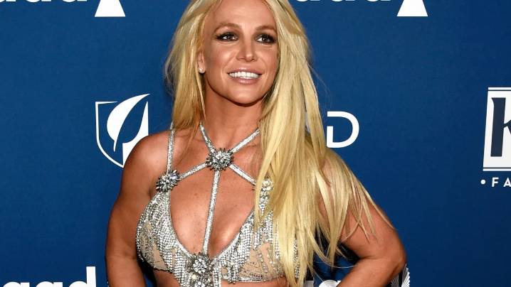 ¡Britney Spears se despide de Instagram! La reina del pop cierra su cuenta en una sorprendente jugada.