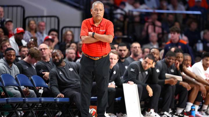 Kelvin Sampson thinking bigger picture after 2