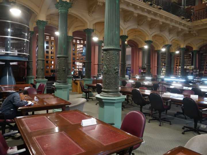 Xavier Nueno: "Me preocupan los registros de nuestra actividad digital, lo que se genera a través de cámaras de vigilancia y satélites"