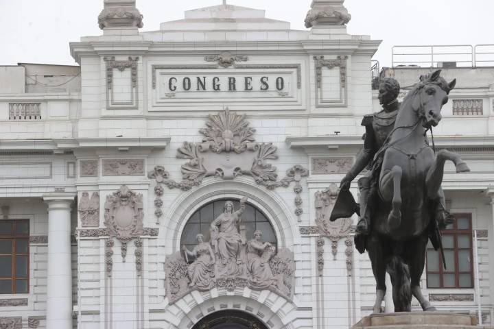 Congreso: aprueban dictamen que amplía beneficios a hijos de transportistas asesinados