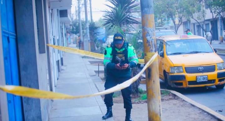 El Agustino: atacan a disparos a agente del Grupo Terna cuando llegaba a su casa