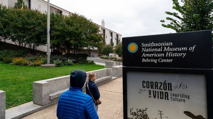 All Smithsonian museums expected to reopen by Monday
