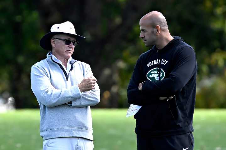 Jets Get Disastrous $57M Update on Cutting Justin Fields as Aaron Rodgers Continues to Haunt Woody Johnson