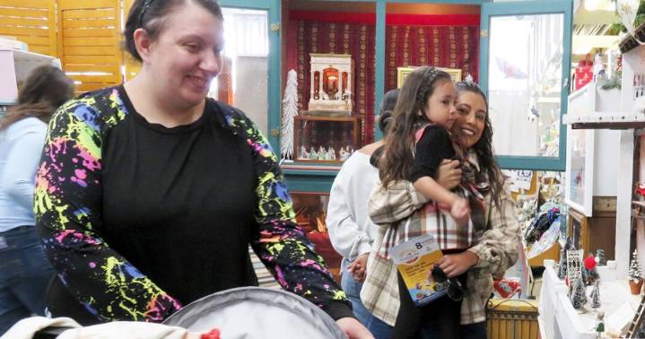 A sunny Museums Day in Roswell