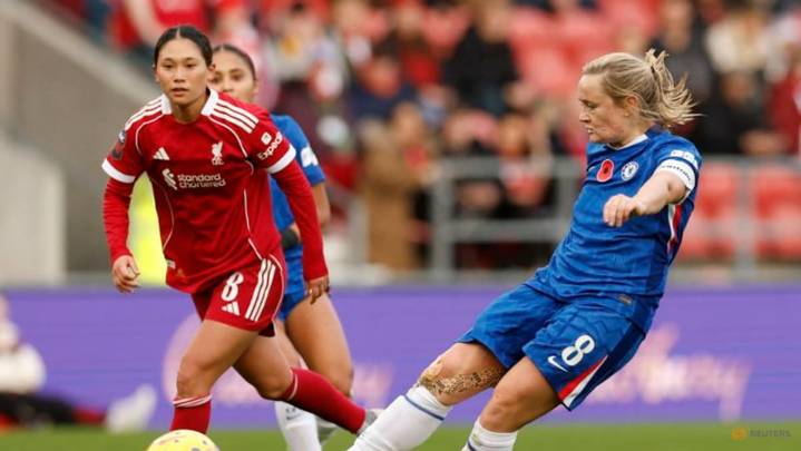 Liverpool deal Chelsea a blow in WSL title chase with draw, West Ham get first win of season
